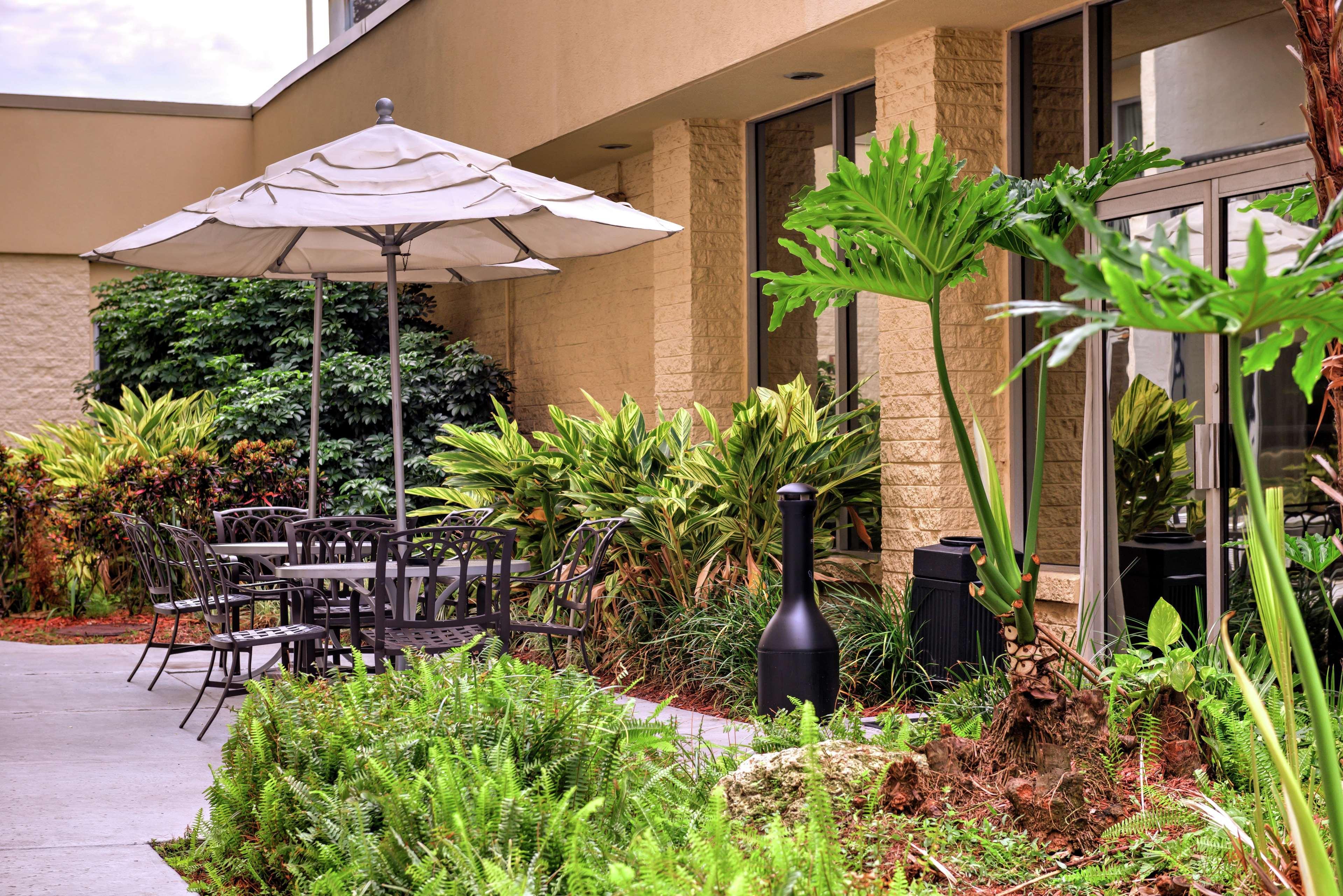 Doubletree By Hilton Hotel Tampa Airport-Westshore Exterior foto